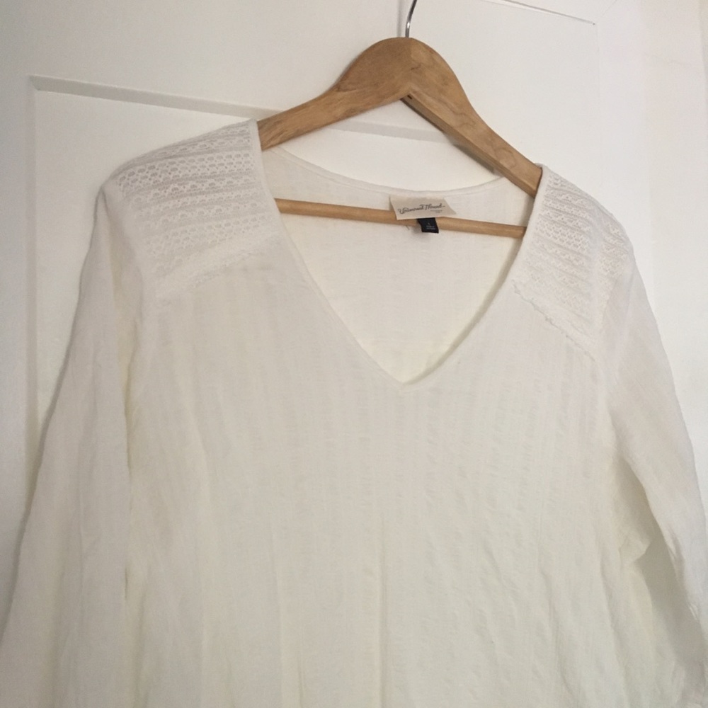 Universal Thread Gauzy White Blouse